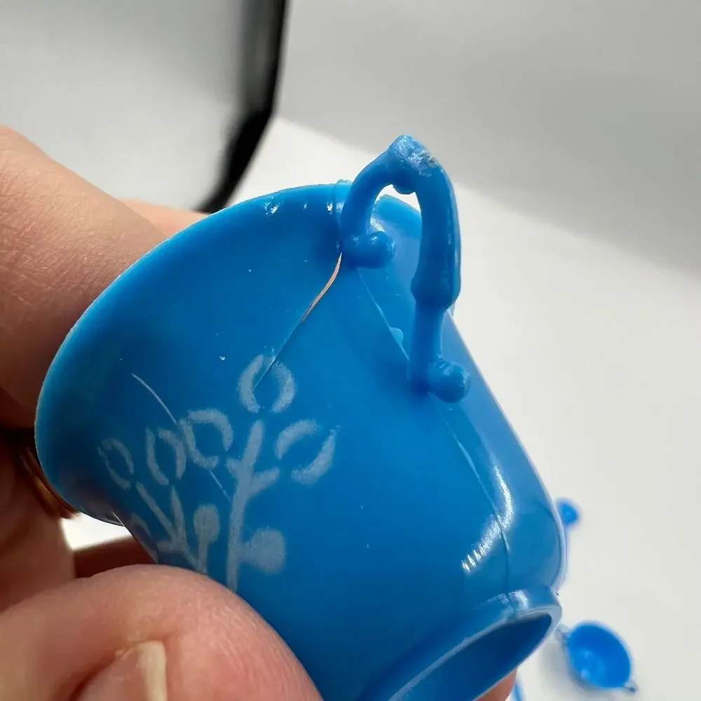 Vintage Made In Hong Kong Blue Play Tea Set Thin‎ Plastic DAMAGED SEE PICTURES